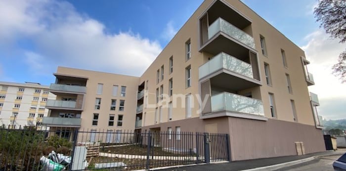 Image 14 sur 15 - Appartement  ·  Location · La Verpilliere (38290) · 3 pièces · 63m²