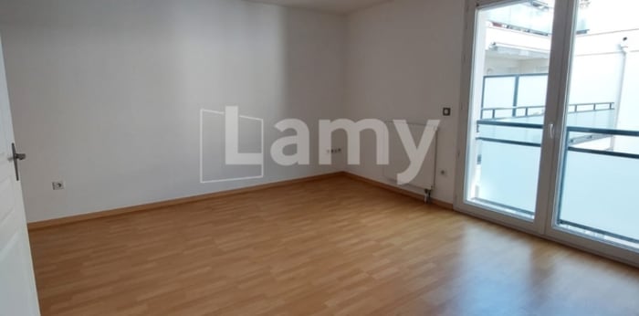 Image 4 sur 5 - Appartement  ·  Location · St Avertin (37550) · 1 pièce · 34m²