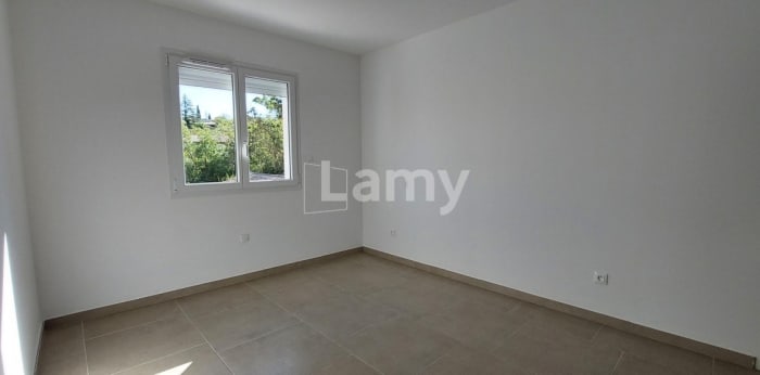 Image 9 sur 12 - Maison/villa  ·  Location · St Christol Lez Ales (30380) · 4 pièces · 98m²
