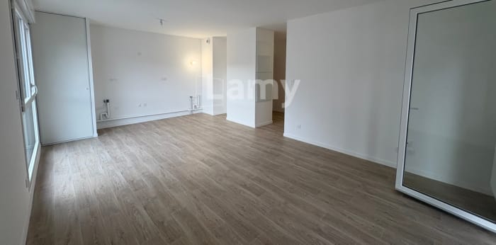 Image 2 sur 7 - Appartement  ·  Location · St Erblon (35230) · 3 pièces · 62m²