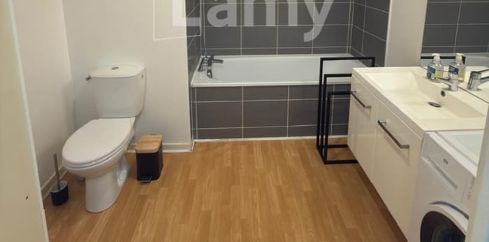 Image 5 sur 7 - Appartement  ·  Location · La Rochelle (17000) · 2 pièces · 43m²