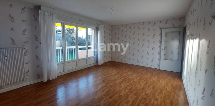 Image 1 sur 10 - Appartement  ·  Location · Dole (39100) · 3 pièces · 70m²