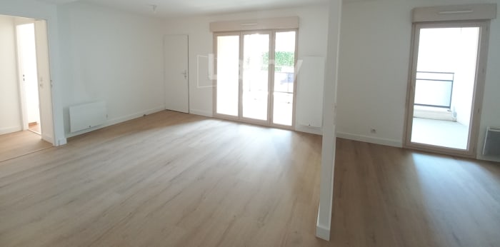 Image 1 sur 9 - Appartement  ·  Location · Drumettaz Clarafond (73420) · 2 pièces · 57m²