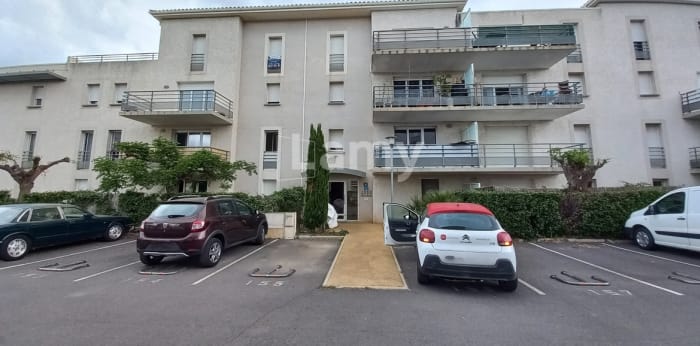 Image 1 sur 2 - Appartement  ·  Location · Agde (34300) · 2 pièces · 41m²