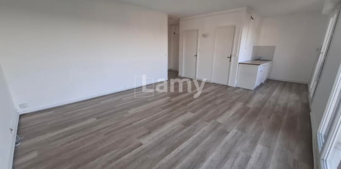 Image 5 sur 13 - Appartement  ·  Location · Marseille (13013) · 3 pièces · 58m²