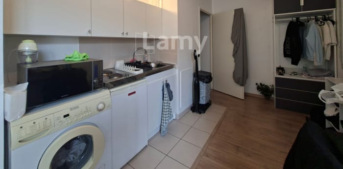 Image 5 sur 8 - Appartement  ·  Location · Reims (51100) · 1 pièce · 33m²
