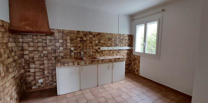 Image 3 sur 10 - Maison/villa  ·  Location · St Christol Lez Ales (30380) · 3 pièces · 84m²