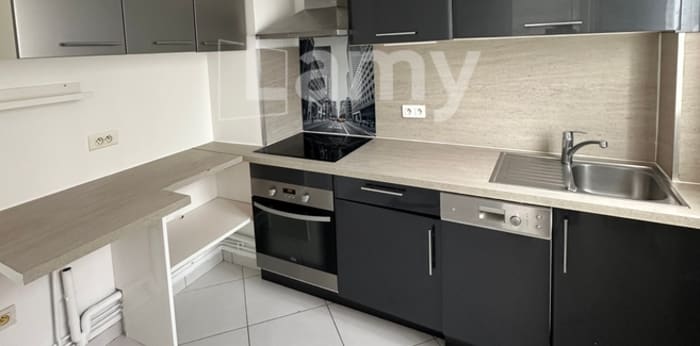 Image 6 sur 8 - Appartement  ·  Location · Enghien Les Bains (95880) · 2 pièces · 43m²