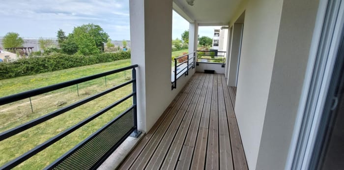 Image 1 sur 10 - Appartement  ·  Location · La Roche Sur Yon (85000) · 2 pièces · 43m²