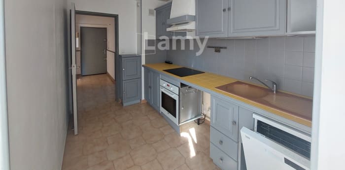 Image 6 sur 20 - Appartement  ·  Location · Nimes (30000) · 3 pièces · 64m²