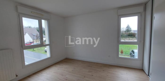 Image 3 sur 5 - Appartement  ·  Location · Mery Sur Oise (95540) · 2 pièces · 47m²