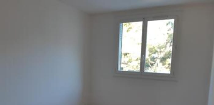 Image 6 sur 7 - Appartement  ·  Location · Les Pennes Mirabeau (13170) · 4 pièces · 64m²
