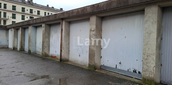 Image 1 sur 2 - Parking/box  ·  Location · Annecy (74000) · 15m²