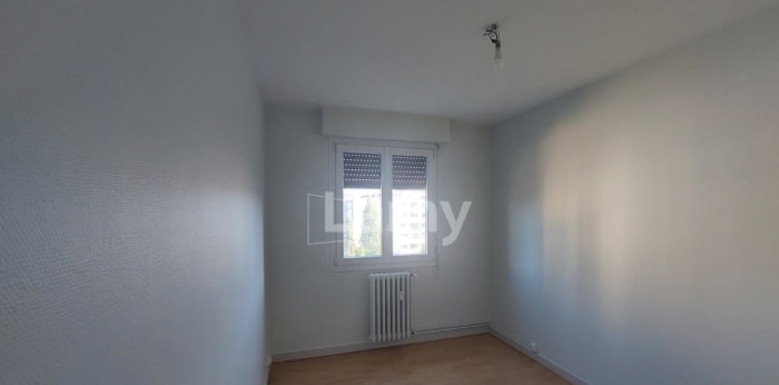 Image 6 sur 8 - Appartement  ·  Location · Besancon (25000) · 4 pièces · 65m²