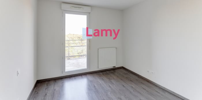 Image 6 sur 7 - Appartement  ·  Location · Clermont Ferrand (63100) · 2 pièces · 41m²