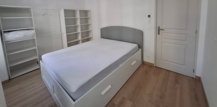 Image 9 sur 12 - Appartement  ·  Location · Marseille (13006) · 3 pièces · 56m²