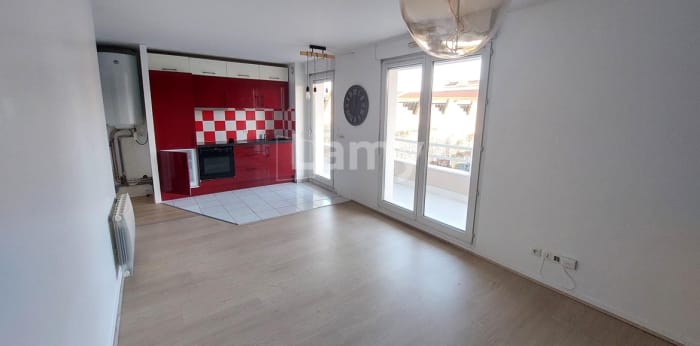 Image 3 sur 6 - Appartement  ·  Location · Bordeaux (33000) · 2 pièces · 39m²