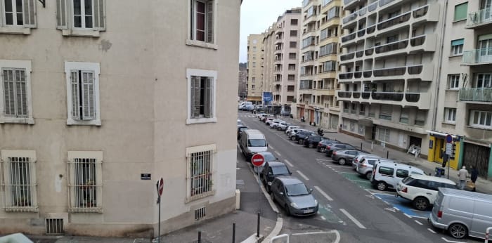 Image 6 sur 9 - Appartement  ·  Location · Marseille (13004) · 2 pièces · 46m²