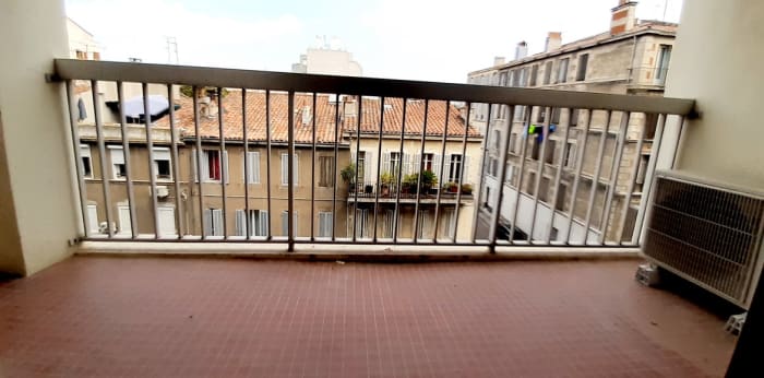 Image 3 sur 10 - Appartement  ·  Location · Marseille (13005) · 1 pièce · 42m²