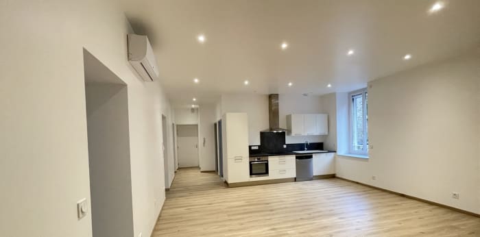 Image 8 sur 17 - Appartement  ·  Location · Hauts De Bienne (39400) · 4 pièces · 99m²