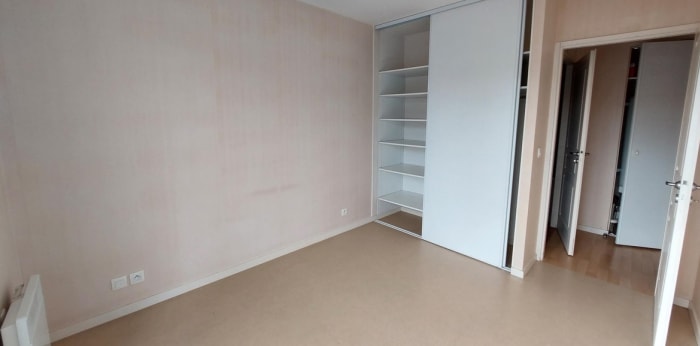 Image 9 sur 10 - Appartement  ·  Location · La Roche Sur Yon (85000) · 2 pièces · 45m²