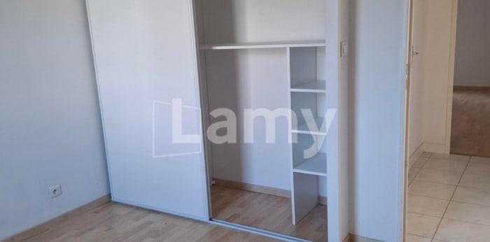 Image 9 sur 12 - Appartement  ·  Location · Nantes (44300) · 3 pièces · 63m²