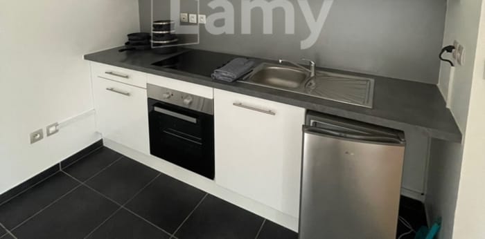 Image 3 sur 8 - Appartement  ·  Location · Wasquehal (59290) · 2 pièces · 46m²