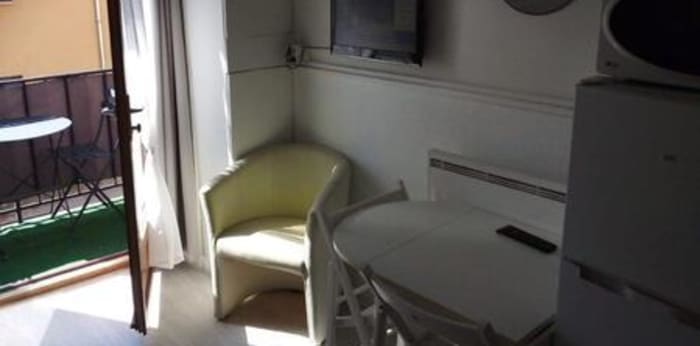 Image 2 sur 5 - Appartement  ·  Location · Chambery (73000) · 1 pièce · 17m²