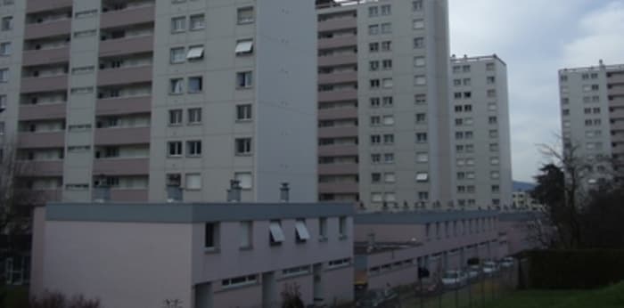 Image 1 sur 1 - Parking/box  ·  Location · Besancon (25000) · 12m²