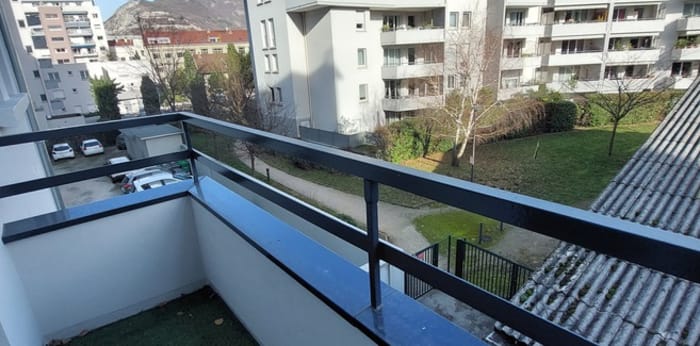 Image 5 sur 10 - Appartement  ·  Location · Grenoble (38100) · 1 pièce · 41m²
