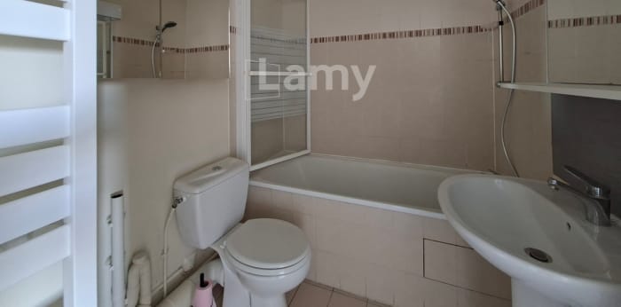 Image 3 sur 9 - Appartement  ·  Location · Reims (51100) · 1 pièce · 29m²