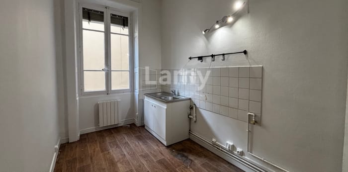 Image 4 sur 9 - Appartement  ·  Location · Lyon (69006) · 2 pièces · 68m²
