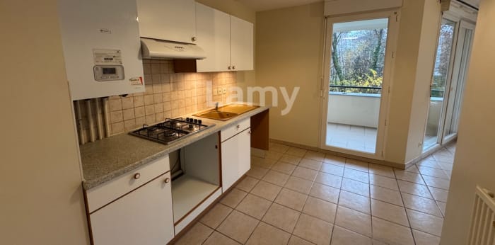 Image 7 sur 8 - Appartement  ·  Location · Annecy (74940) · 3 pièces · 75m²