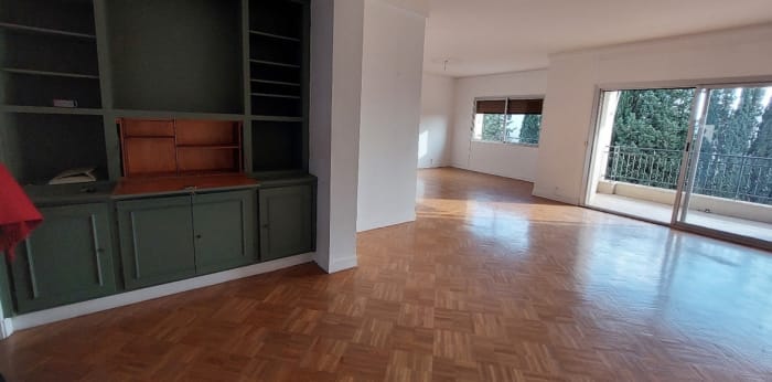 Image 5 sur 12 - Appartement  ·  Location · Aix En Provence (13100) · 2 pièces · 92m²