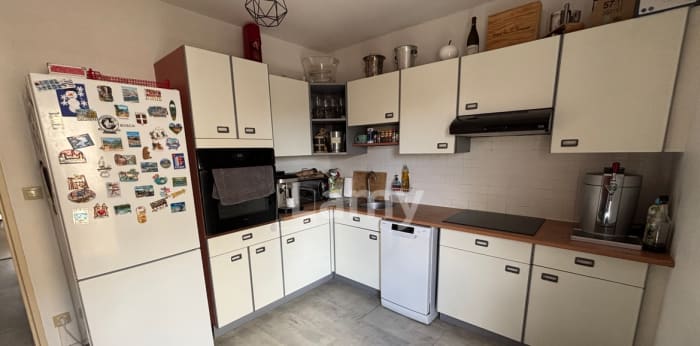 Image 5 sur 12 - Appartement  ·  Location · Dijon (21000) · 4 pièces · 82m²