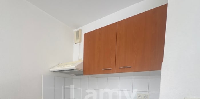Image 3 sur 8 - Appartement  ·  Location · Avignon (84140) · 1 pièce · 24m²