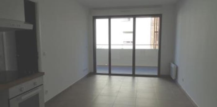 Image 1 sur 8 - Appartement  ·  Location · Aix En Provence (13100) · 2 pièces · 37m²