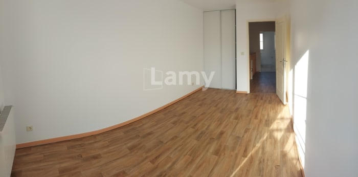 Image 9 sur 13 - Maison/villa  ·  Location · Nancy (54000) · 4 pièces · 93m²