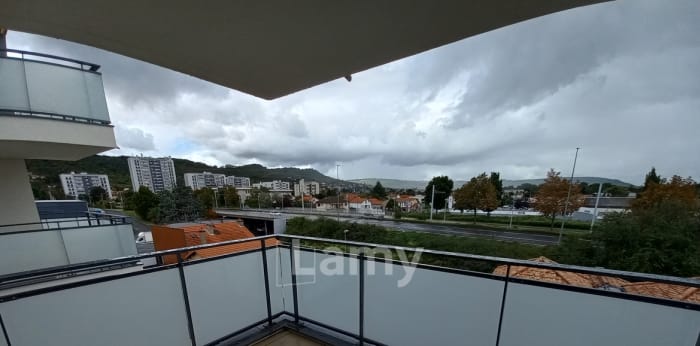 Image 6 sur 7 - Appartement  ·  Location · Clermont Ferrand (63100) · 2 pièces · 38m²