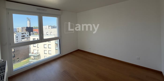 Image 7 sur 9 - Appartement  ·  Location · Rouen (76000) · 4 pièces · 75m²