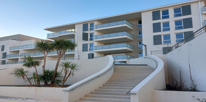 Image 8 sur 9 - Appartement  ·  Location · Marseille (13013) · 2 pièces · 40m²