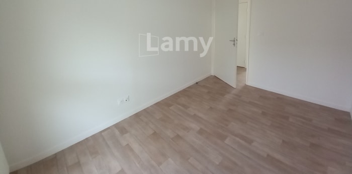 Image 5 sur 8 - Appartement  ·  Location · Deville Les Rouen (76250) · 3 pièces · 62m²