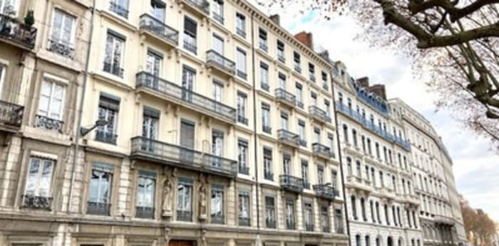 Image 6 sur 12 - Appartement  ·  Location · Lyon (69006) · 6 pièces · 225m²