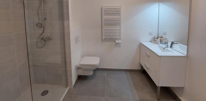 Image 2 sur 5 - Appartement  ·  Location · Antibes (06600) · 2 pièces · 44m²