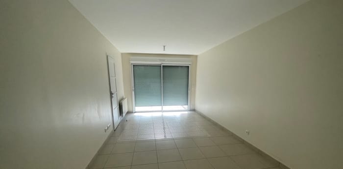 Image 3 sur 8 - Appartement  ·  Location · Yvetot (76190) · 2 pièces · 58m²