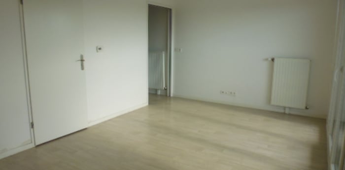 Image 2 sur 8 - Appartement  ·  Location · Evry Courcouronnes (91000) · 1 pièce · 29m²