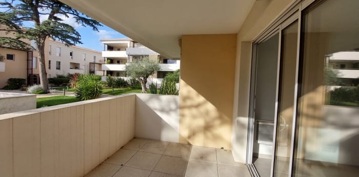 Image 13 sur 15 - Appartement  ·  Location · Nimes (30000) · 1 pièce · 28m²