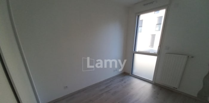 Image 6 sur 10 - Appartement  ·  Location · Clermont Ferrand (63000) · 4 pièces · 78m²