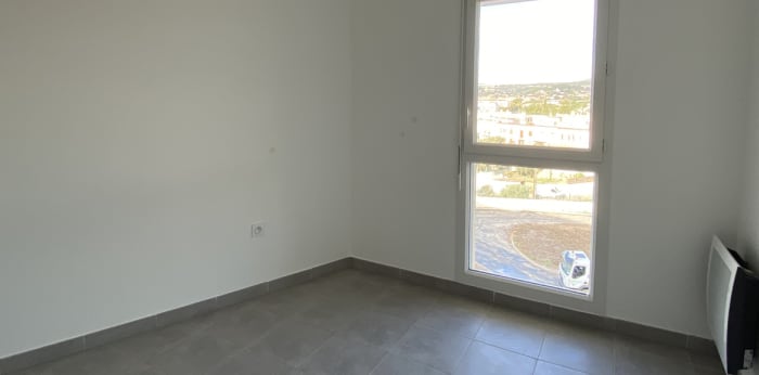 Image 7 sur 10 - Appartement  ·  Location · Marseille 13 (13013) · 4 pièces · 83m²
