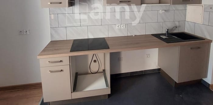 Image 4 sur 7 - Appartement  ·  Location · Bordeaux (33300) · 4 pièces · 77m²